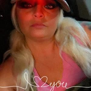 Meet your Posher, Theresa